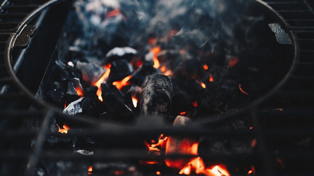 Profitez d'une soirée entre amis autour d'un bon barbecue !