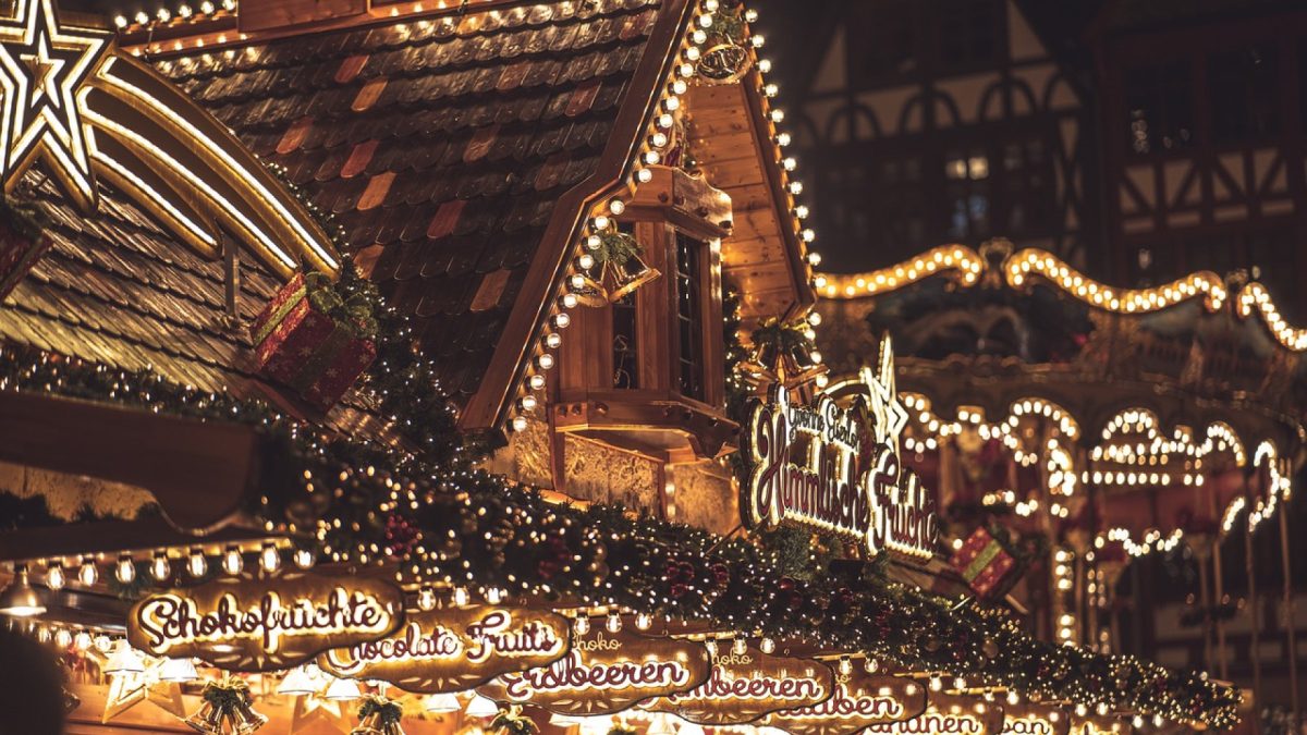 Comment choisir des décorations de Noël pour sa ville ?